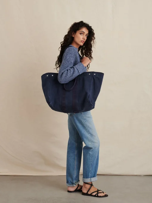 The Perfect Weekend Tote