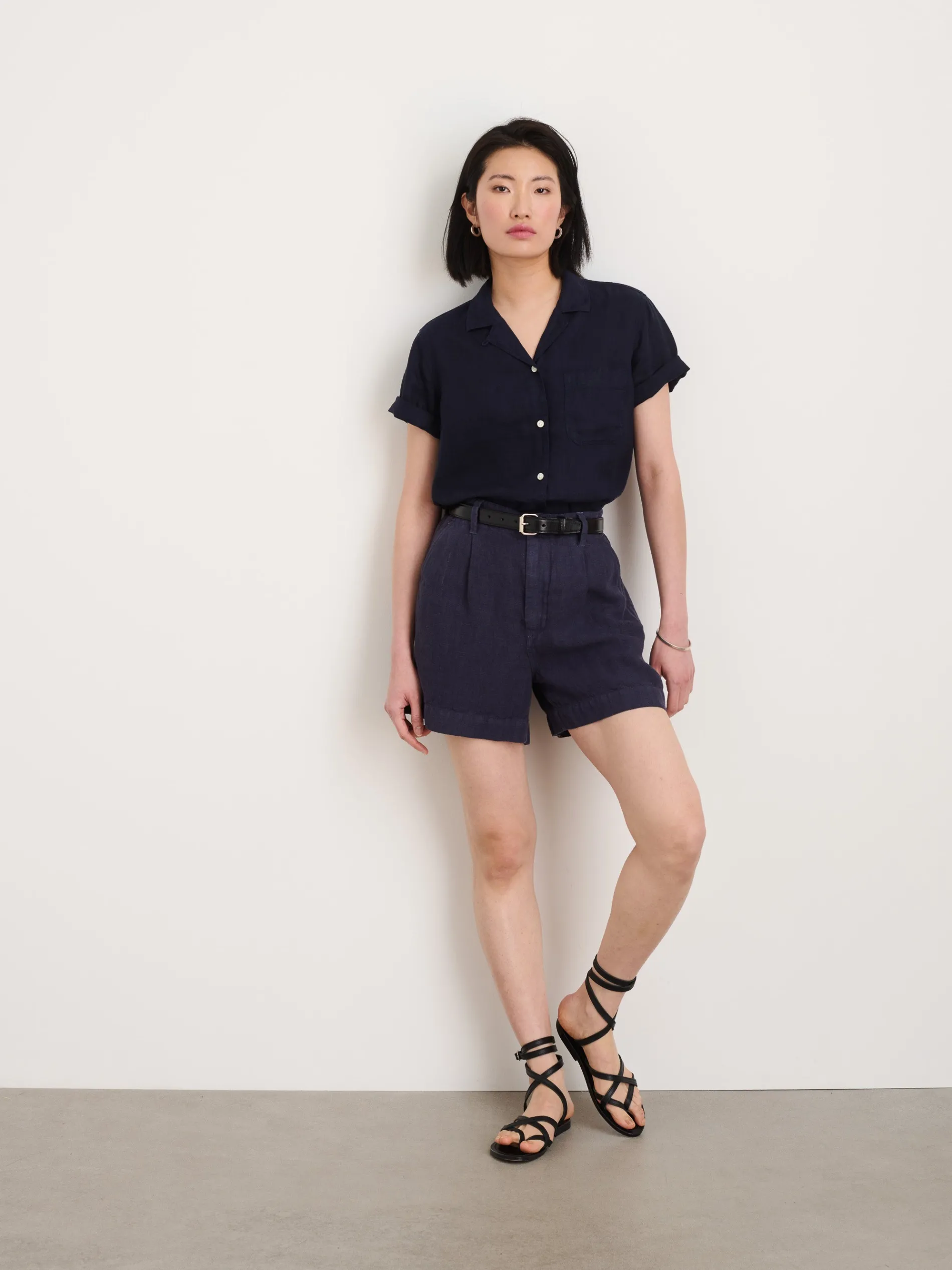 Pleated Pull On Shorts In Linen