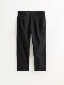 Standard Pleated Pant In Chino